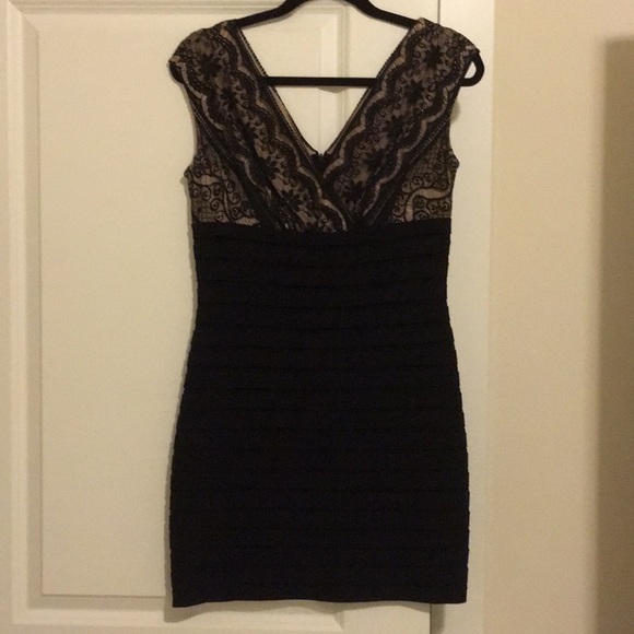 Adrianna Papell Lace bust mini dress - Picture 2 of 4